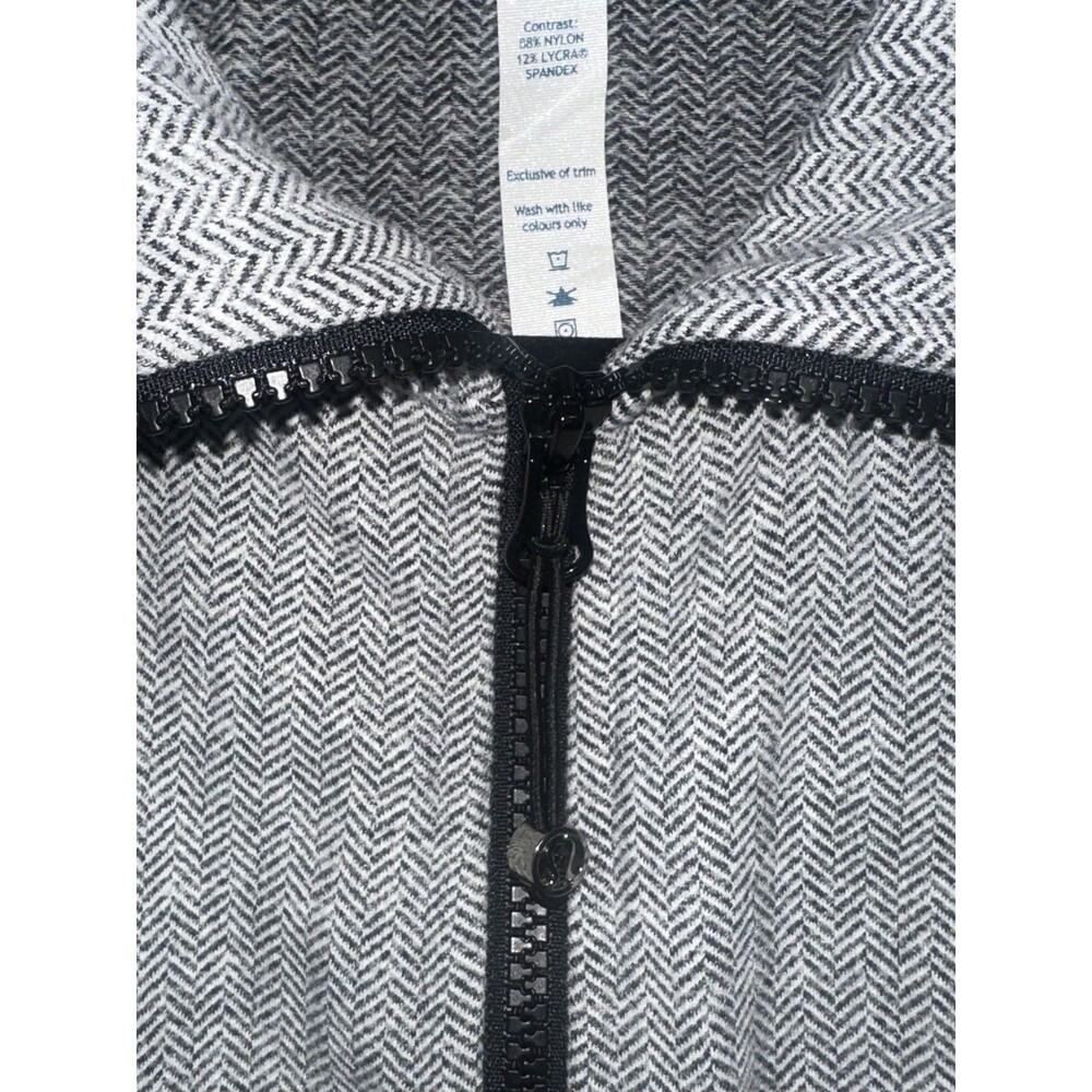 Lululemon Asana Herringbone Full Zip Athletic Women's Jacket Sz 6 - Picture 7 of 10